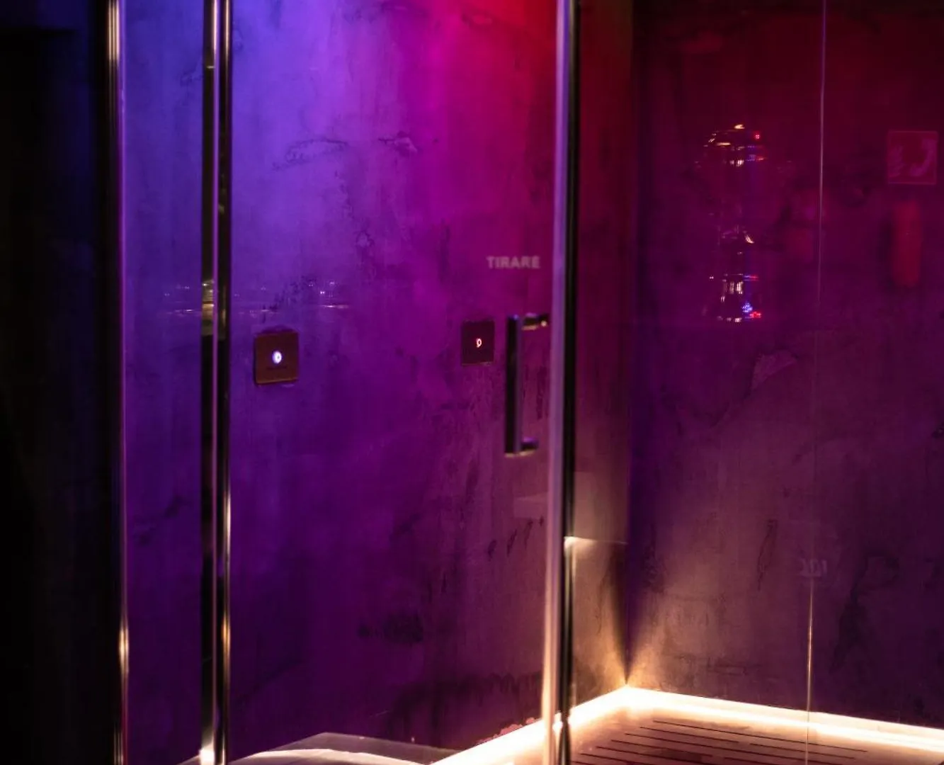 De Bonart Naples, Curio Collection By Hilton Hotel