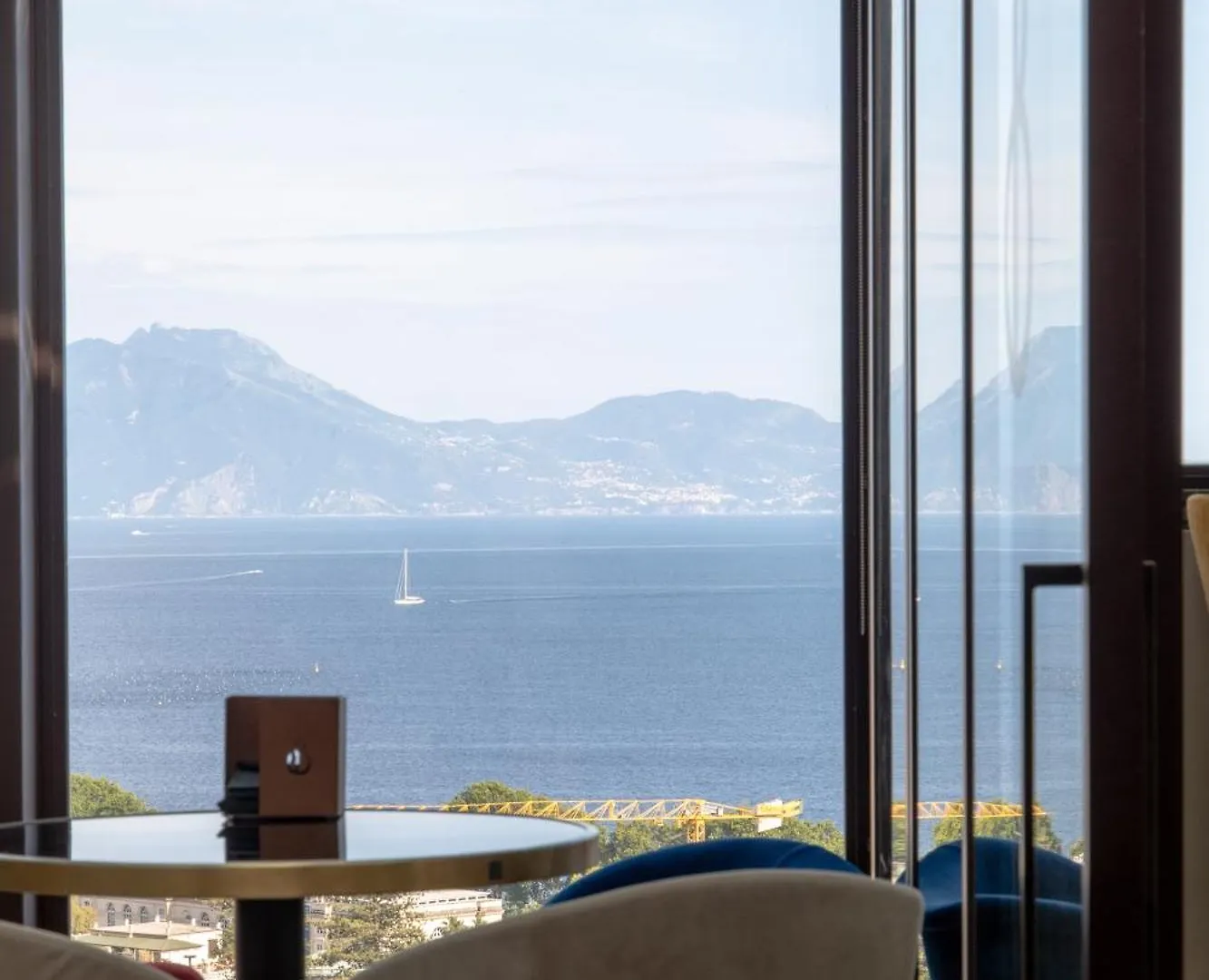 De Bonart Naples, Curio Collection By Hilton Hotel  Napoli