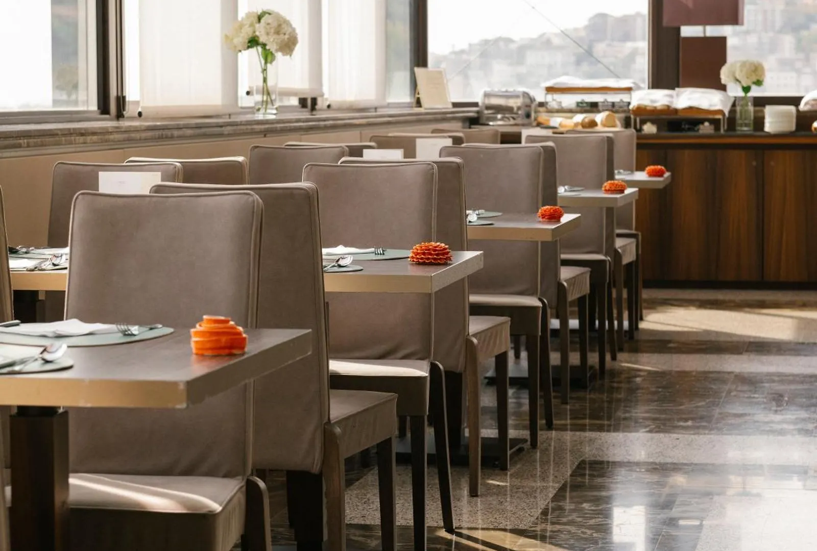 *****  De Bonart Naples, Curio Collection By Hilton Hotel Italien
